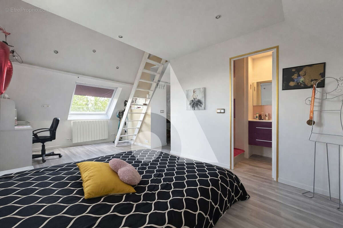 Maison Montry 8 pièce(s) 190 m2 / 6 suites parentales - photo 11