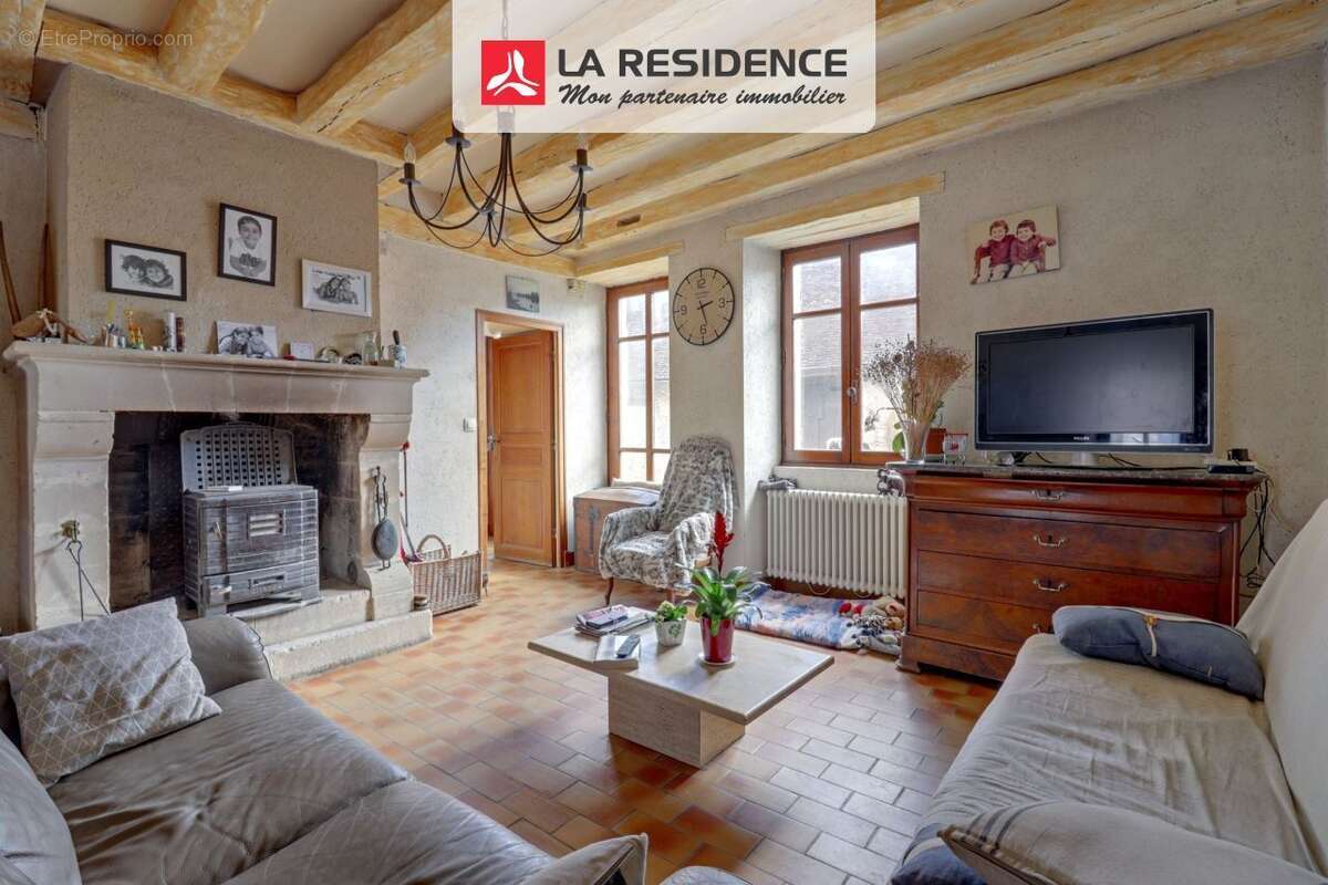 Maison 176 m² à Villebarou  - photo 4