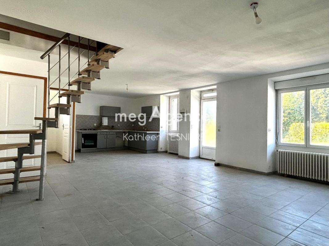 Maison mitoyenne avec 3 chambres - photo 4