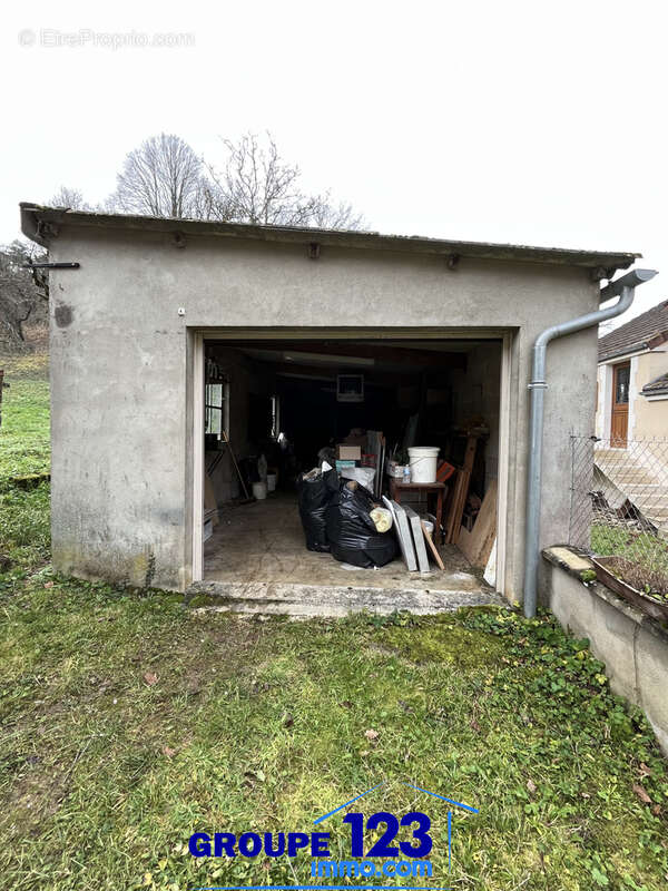 Maison à ESCAMPS