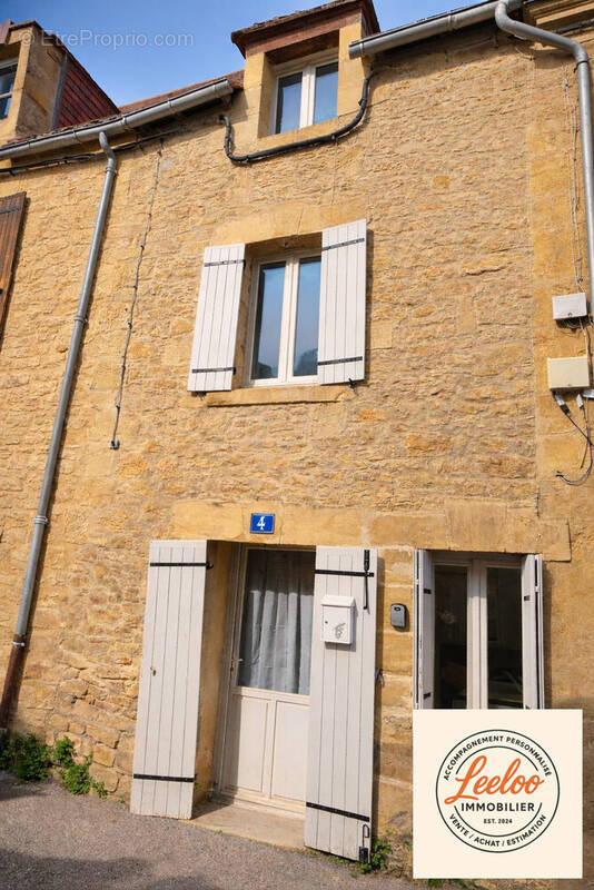 Maison à SARLAT-LA-CANEDA