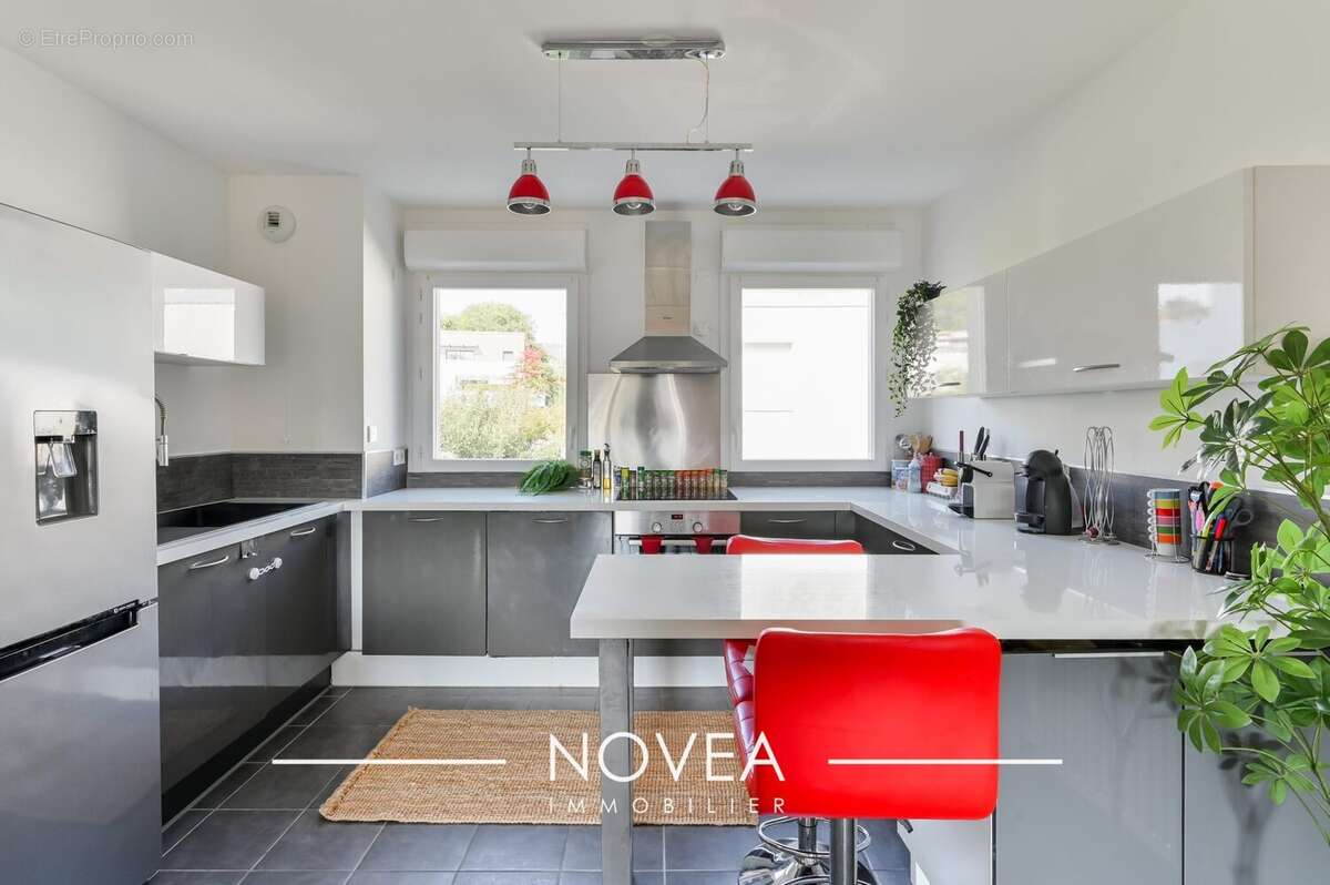 Appartement à SAINT-CYR-AU-MONT-D'OR