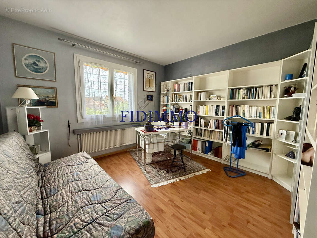 Maison à ORMESSON-SUR-MARNE