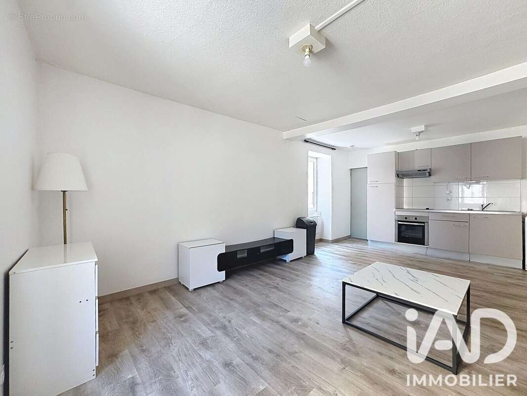 Appartement 47 m² à La Mouille  - photo 4