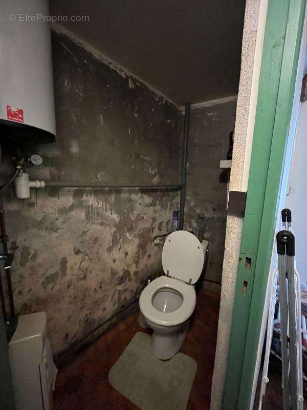 Maison à SAINT-LAURENT-LES-EGLISES