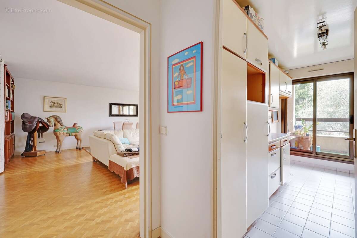 Appartement à LEVALLOIS-PERRET