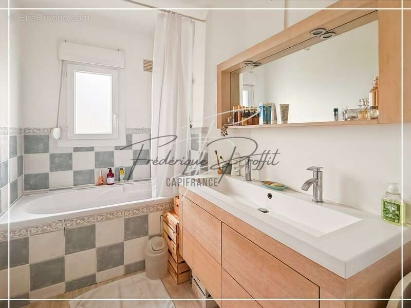 Maison à BREUIL-LE-VERT