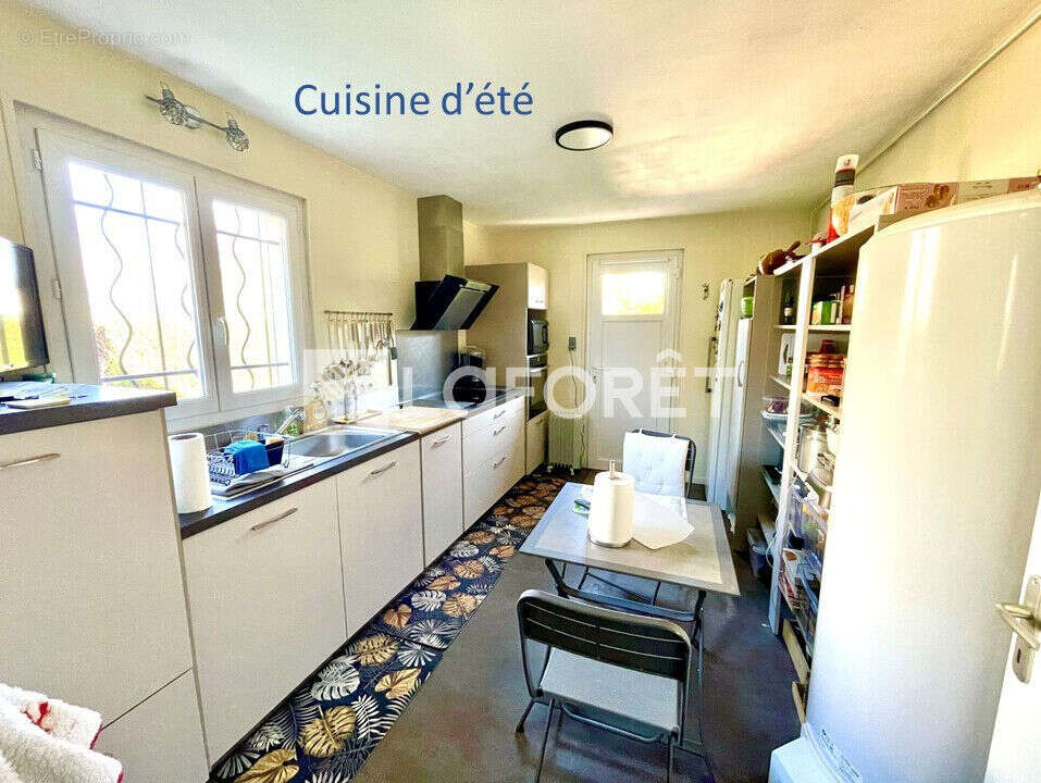 Maison à LANUEJOULS