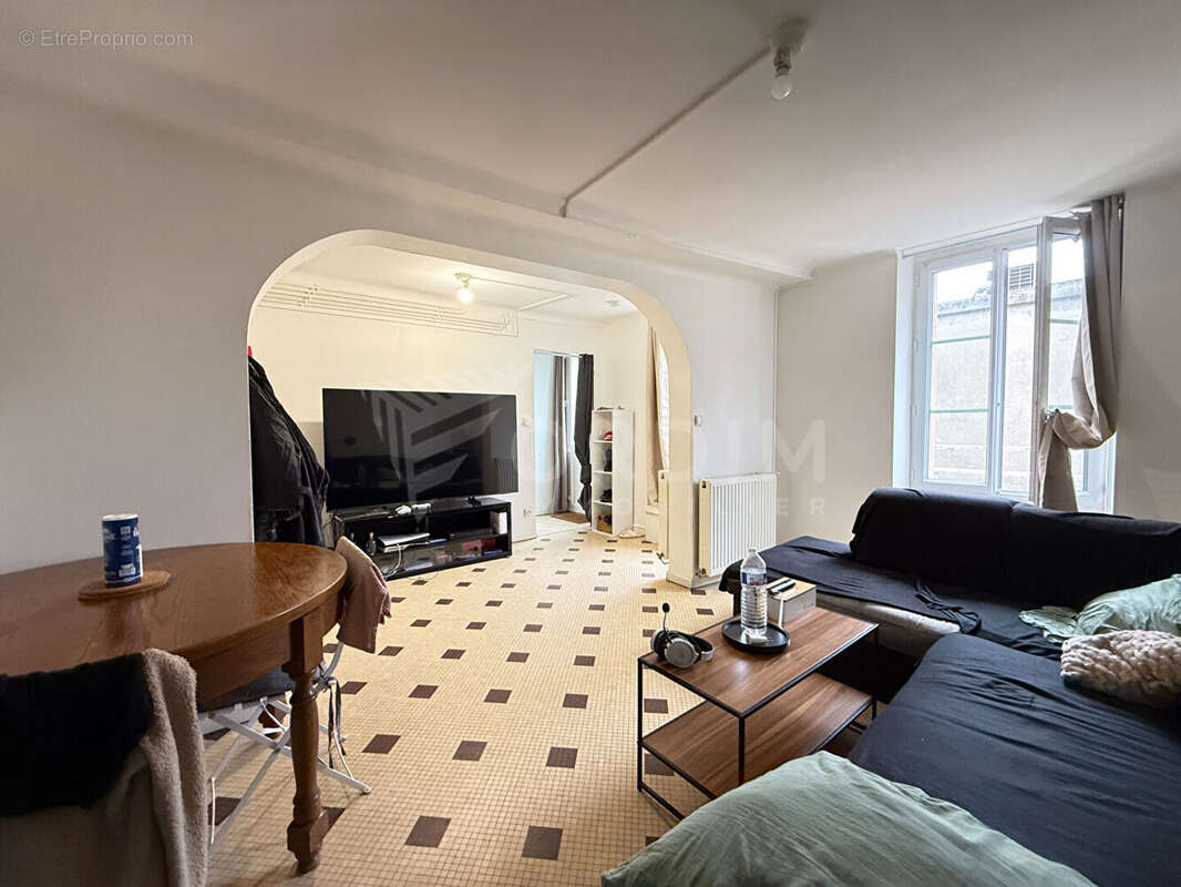 Maison à COSNE-COURS-SUR-LOIRE