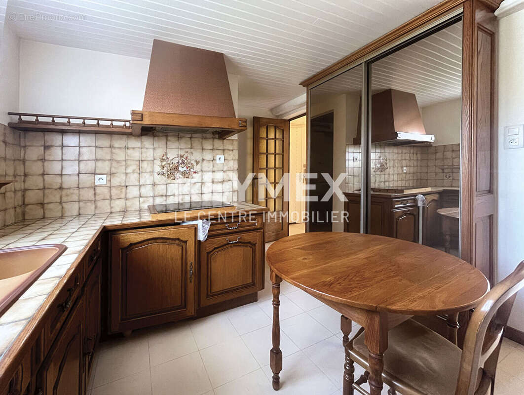 Appartement à HYERES