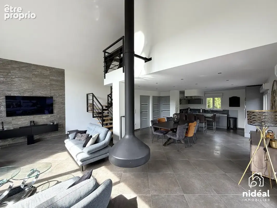Maison 95 m² à Maubeuge  - photo 5