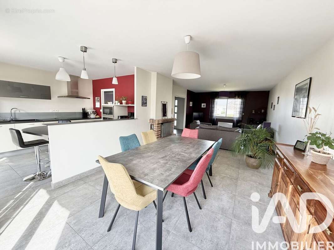Photo 4 - Maison à BONCHAMP-LES-LAVAL