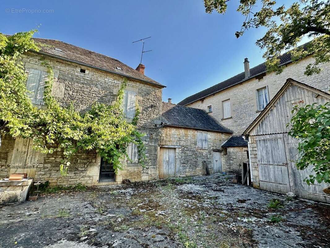 Corps de bâtiments - photo 15