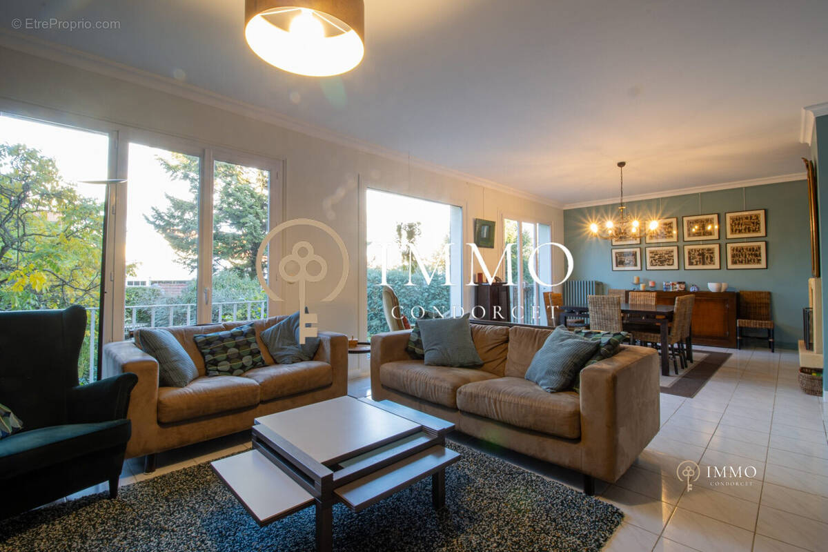 Maison à BOURG-LA-REINE