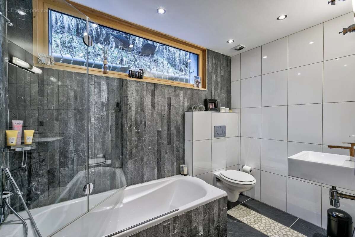 Maison à LES HOUCHES