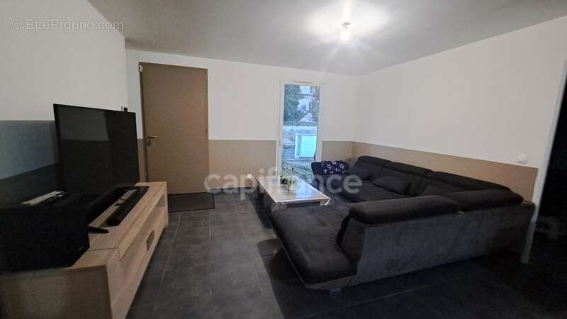 Maison à RESSONS-LE-LONG