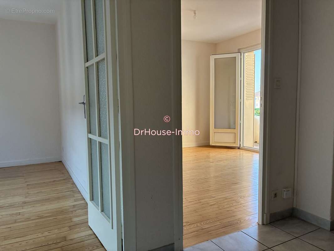 Appartement 39 m² à Valence  - photo 13