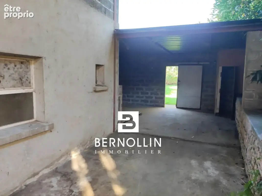 Ensemble immobilier au c?ur de Beaupont avec terrain et location de locaux - photo 23