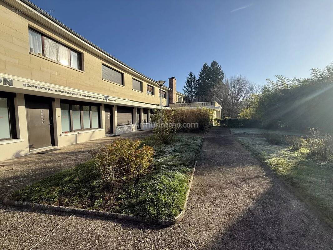 Appartement à ETIOLLES