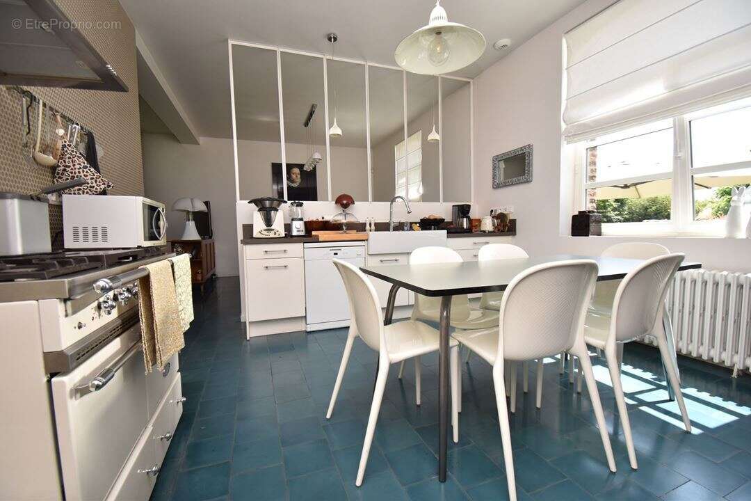 Maison 221 m² à Villers-Guislain  - photo 5