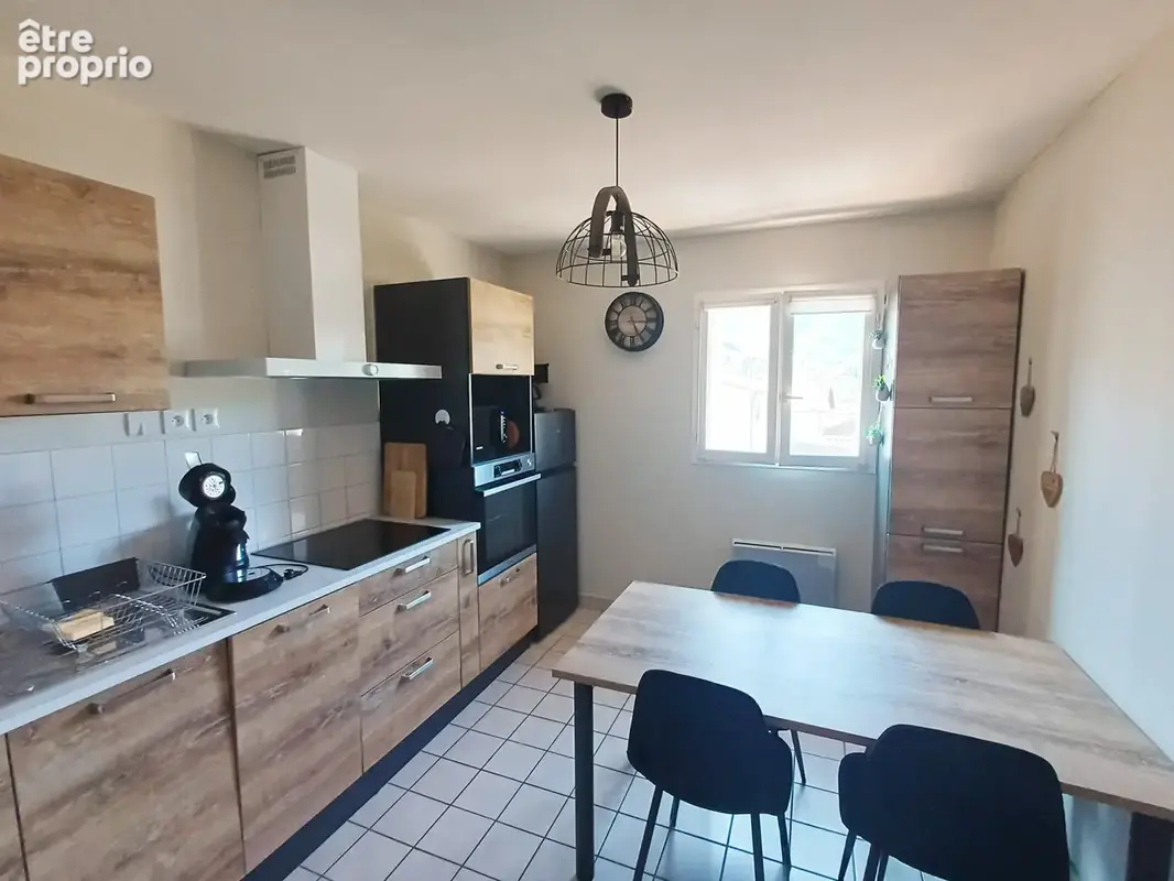 Vals-les-bains - appartement t1 avec balcon - photo 7