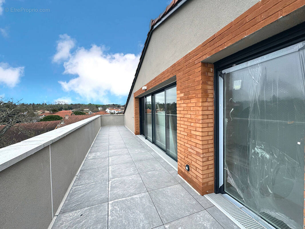 Appartement à QUINT-FONSEGRIVES