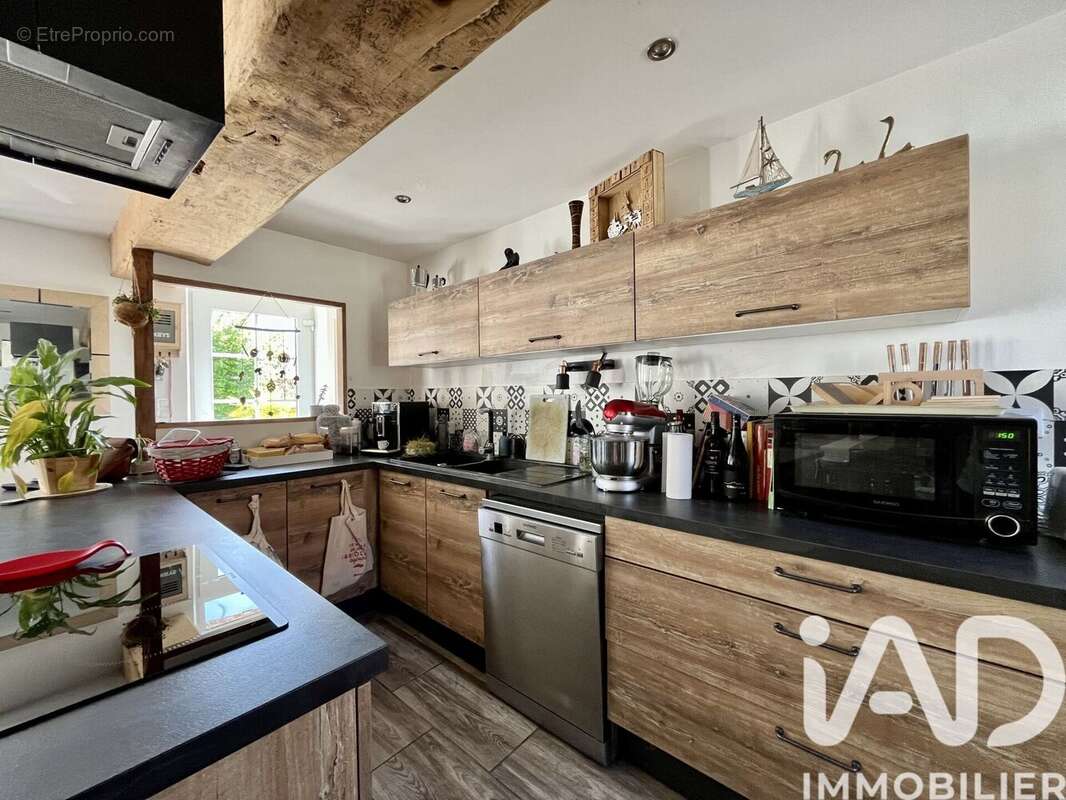Maison 130 m² à Villemer  - photo 3