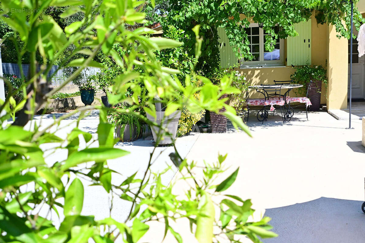 Maison 191m² à châteauneuf-de-gadagne - photo 12