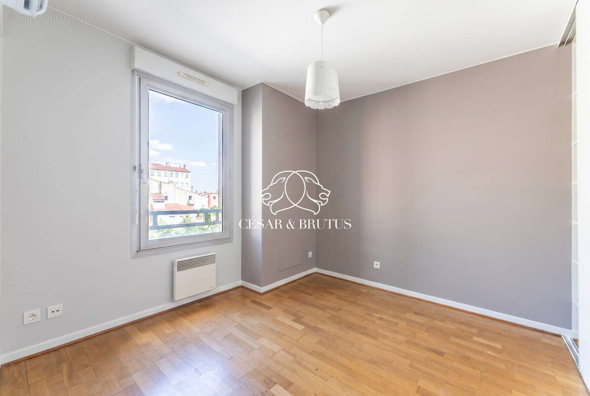 Appartement à LYON-1E