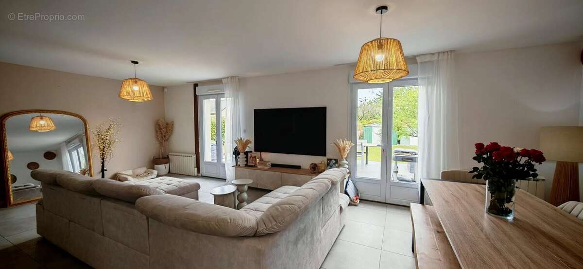Maison à VILLEMEREUIL