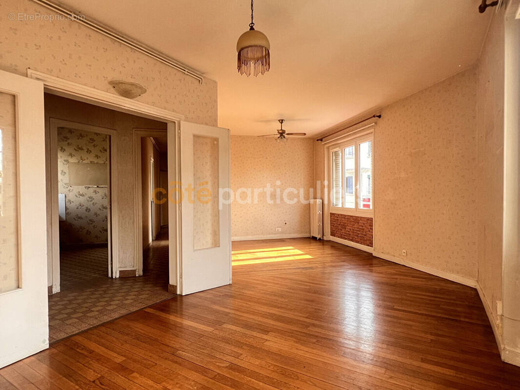 Appartement à FLEURY-LES-AUBRAIS