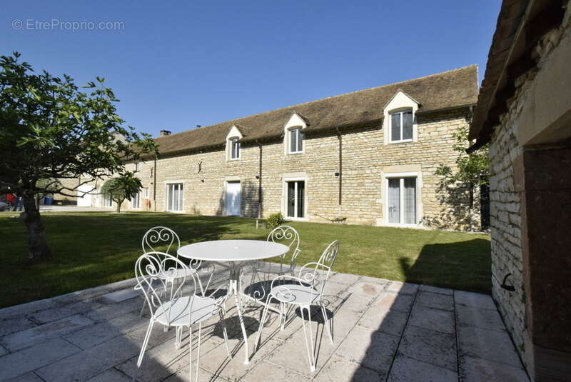 n°3 - Maison à GIVRY