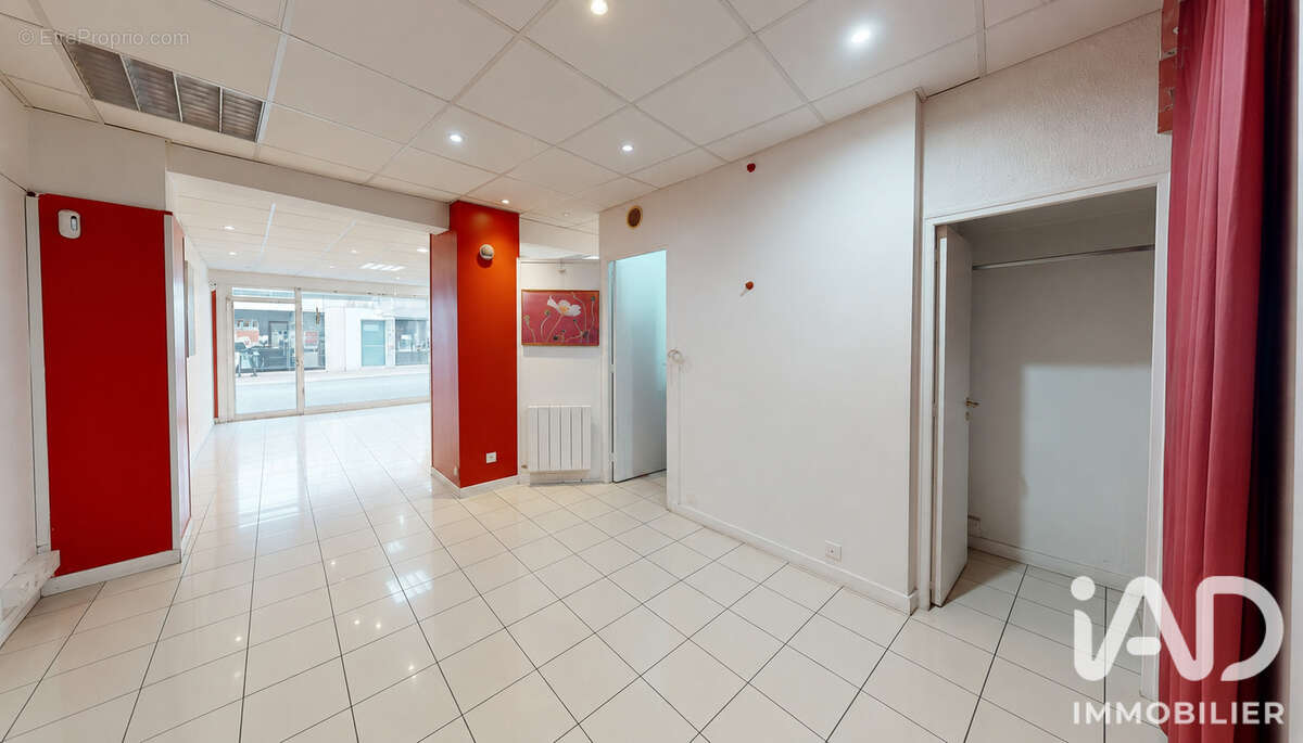 Commerce 50 m² à Melun  - photo 4