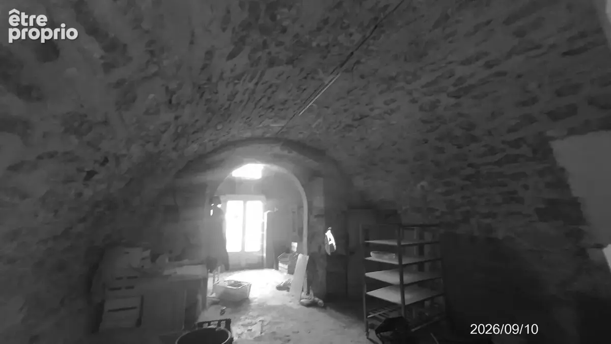 Maison de caractère à rénover- Fort potentiel - photo 12