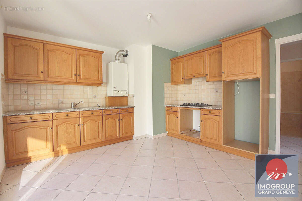 Appartement La Roche Sur Foron 3 pièce(s) 62.39 m2 - photo 4