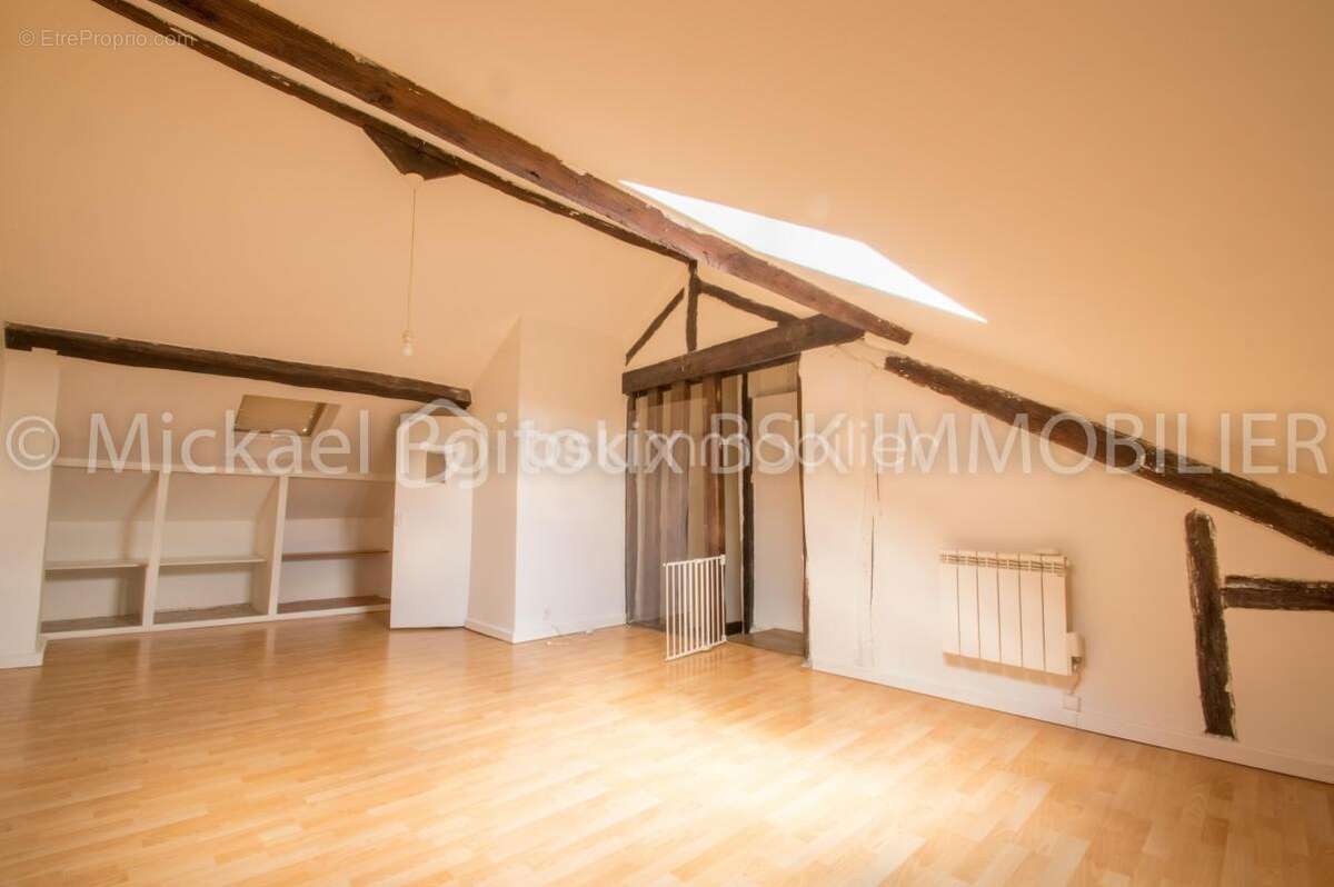 Appartement à LEUVILLE-SUR-ORGE