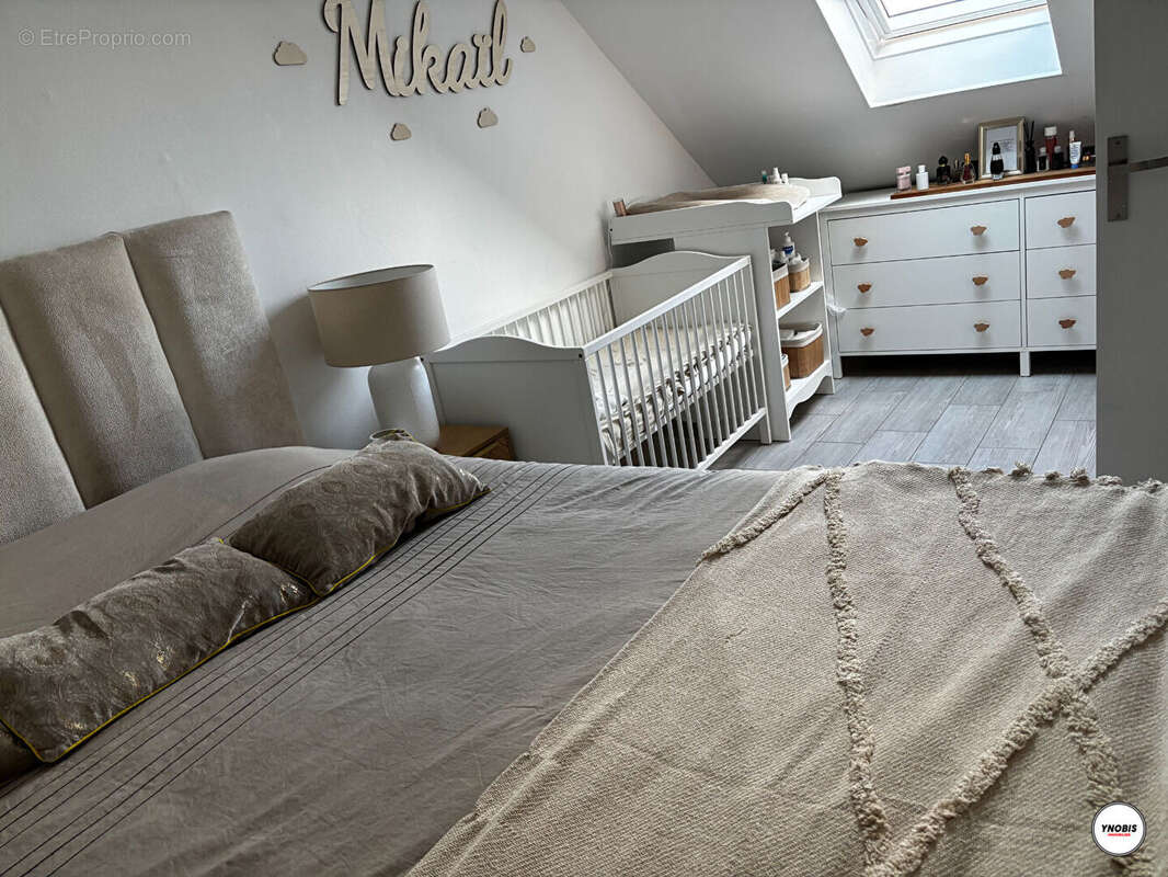 Maison à ROSNY-SUR-SEINE