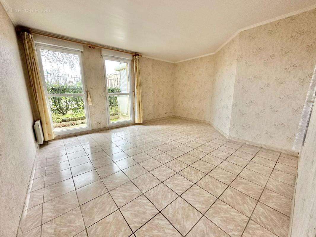 Appartement à MANTES-LA-JOLIE