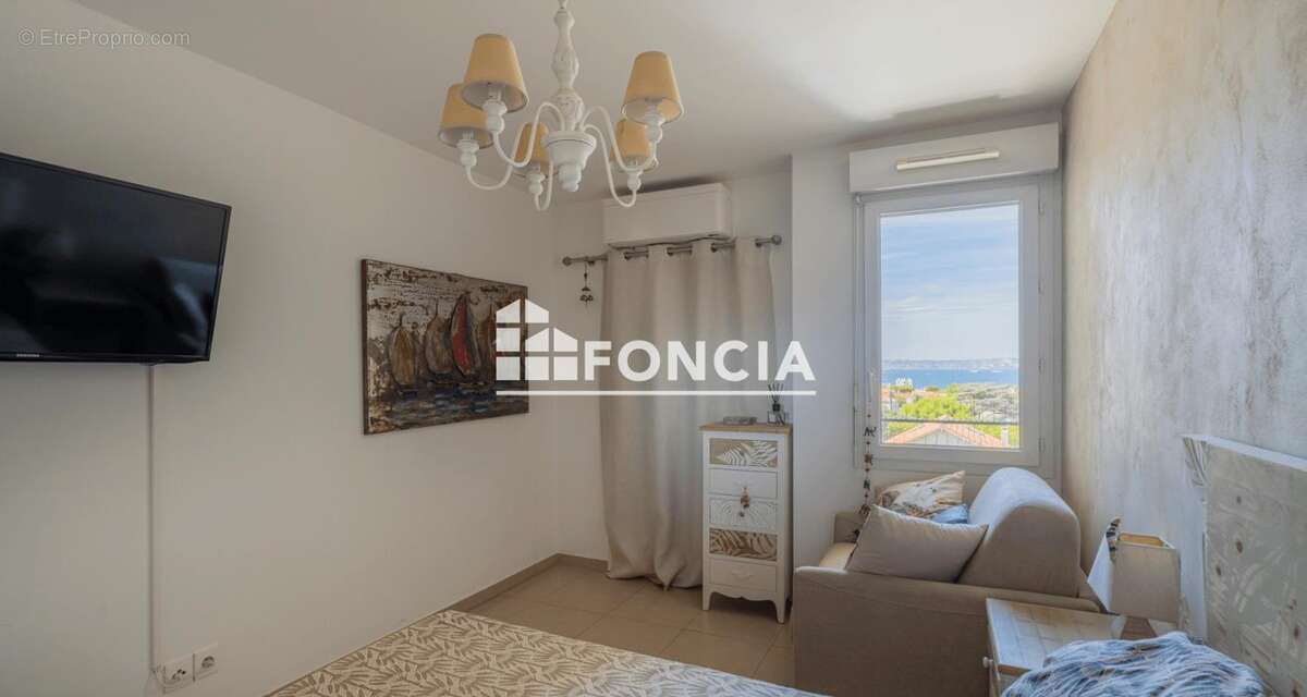 Appartement à MARSEILLE-8E