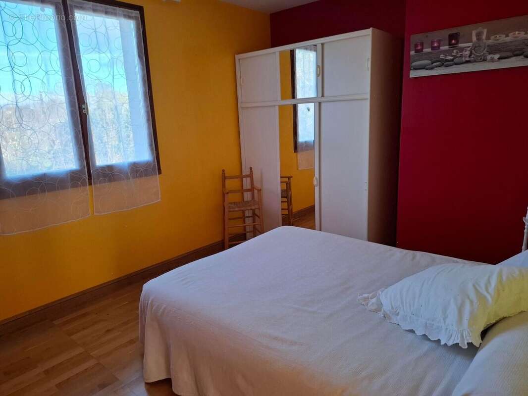 Maison 184 m² à Capdenac  - photo 8