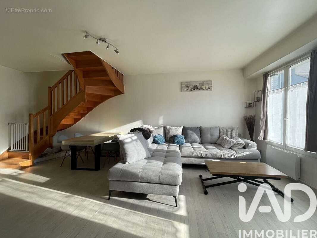 Photo 2 - Maison à EGREVILLE