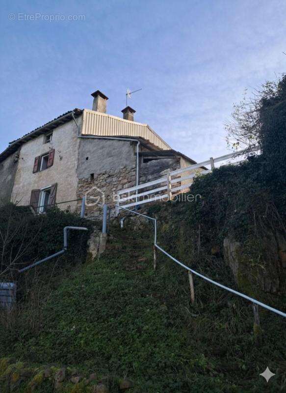Maison à LA BASTIDE-DE-SEROU