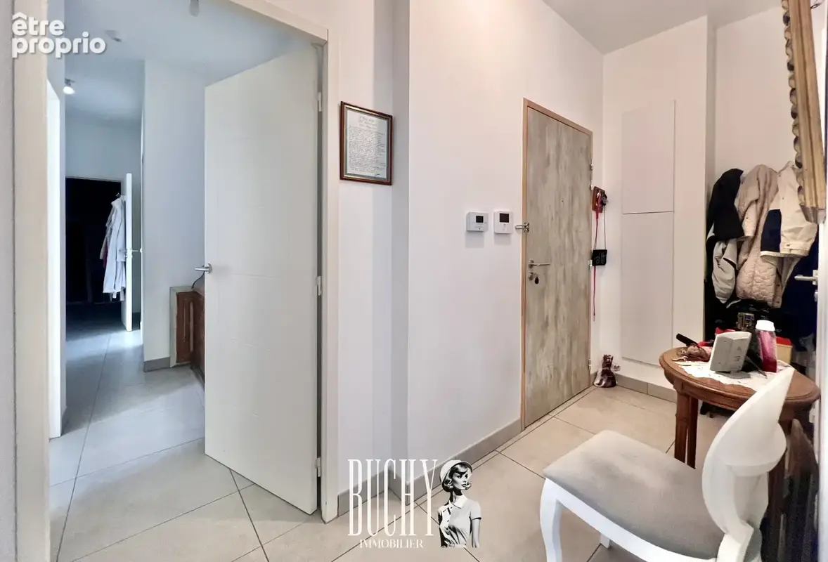 ILE VERTIME - Appartement T4 d'environ 95 m2 avec parking - Commerces et Gare - photo 4