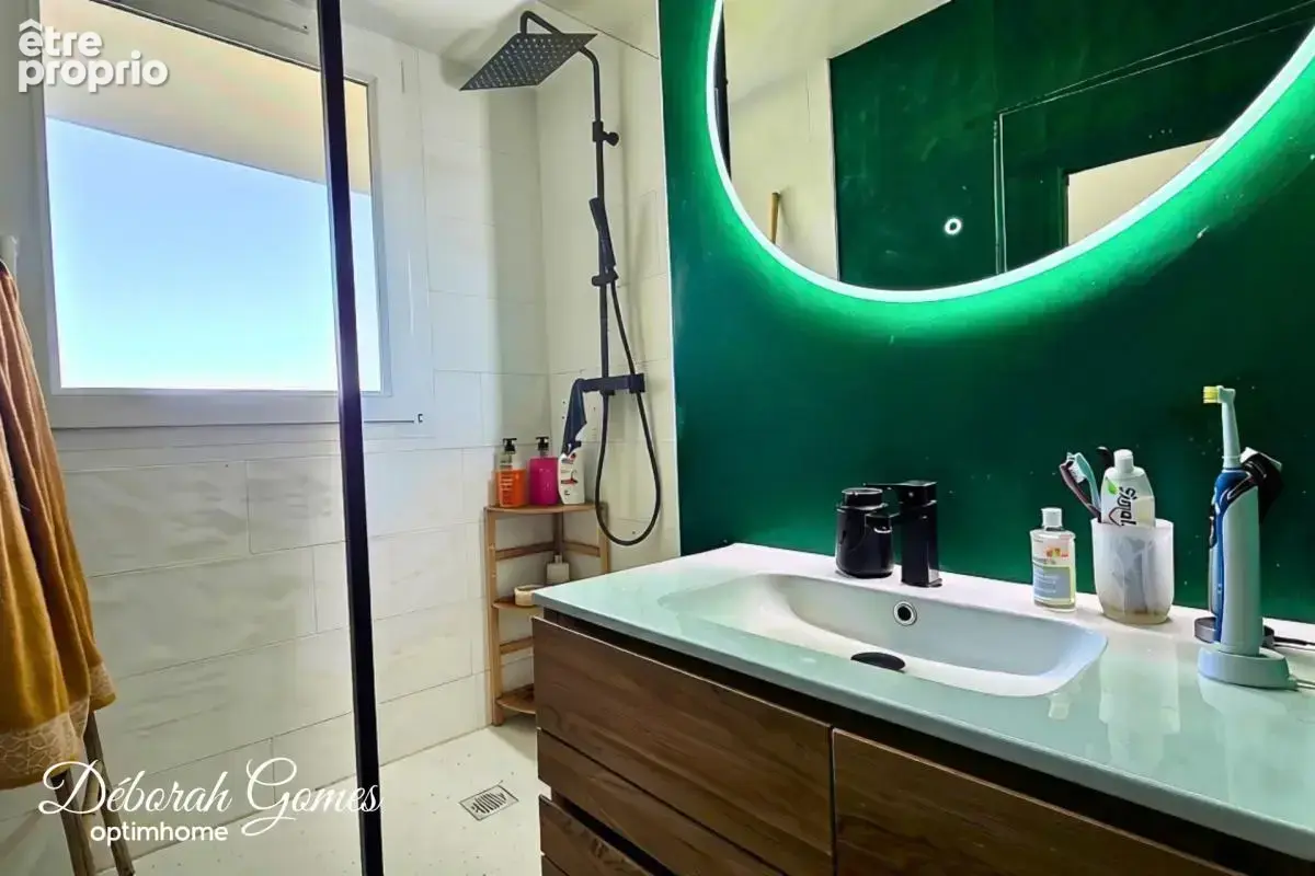 Appartement T3 lumineux au dernier étage – Billère - photo 4