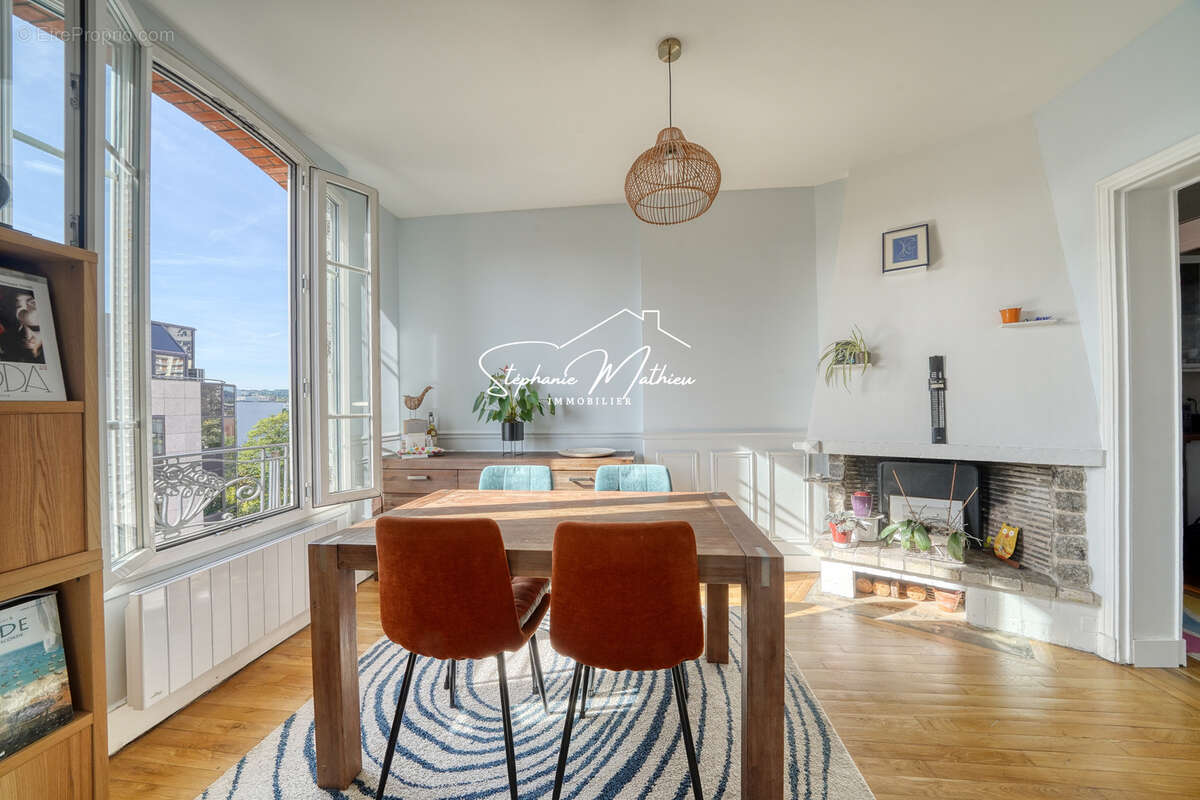 Appartement à RUEIL-MALMAISON