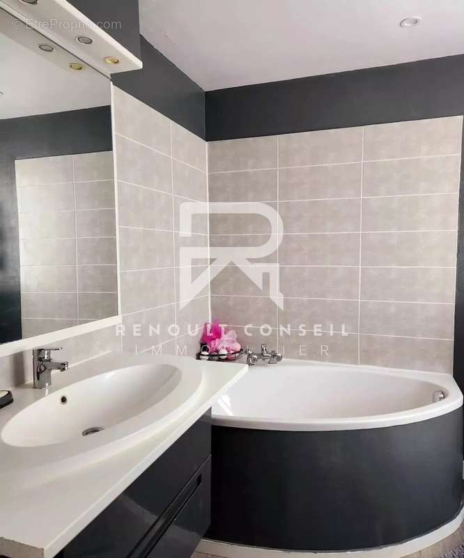 Maison à GRAND-COURONNE