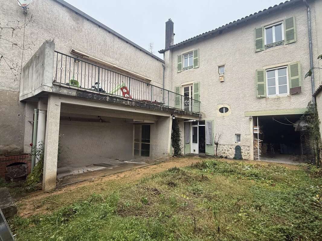 Maison à VILLEFRANCHE-SUR-SAONE