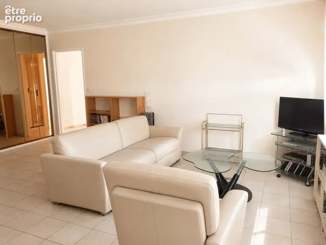 Appartement 2 pièces de 54,67 m2 13e arrondissement - photo 2