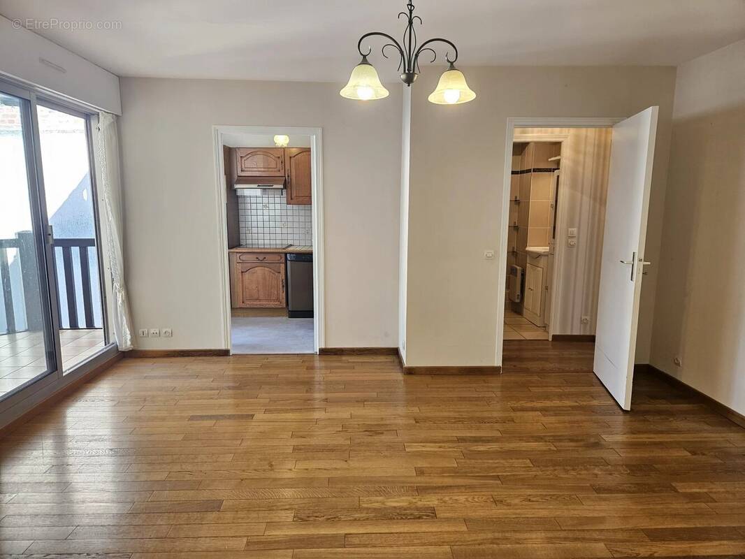 Appartement à PONT-L&#039;EVEQUE