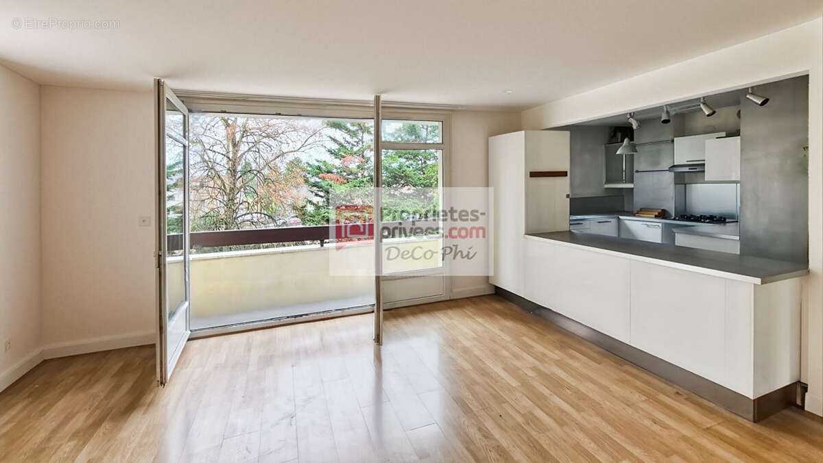 Appartement à VERSAILLES